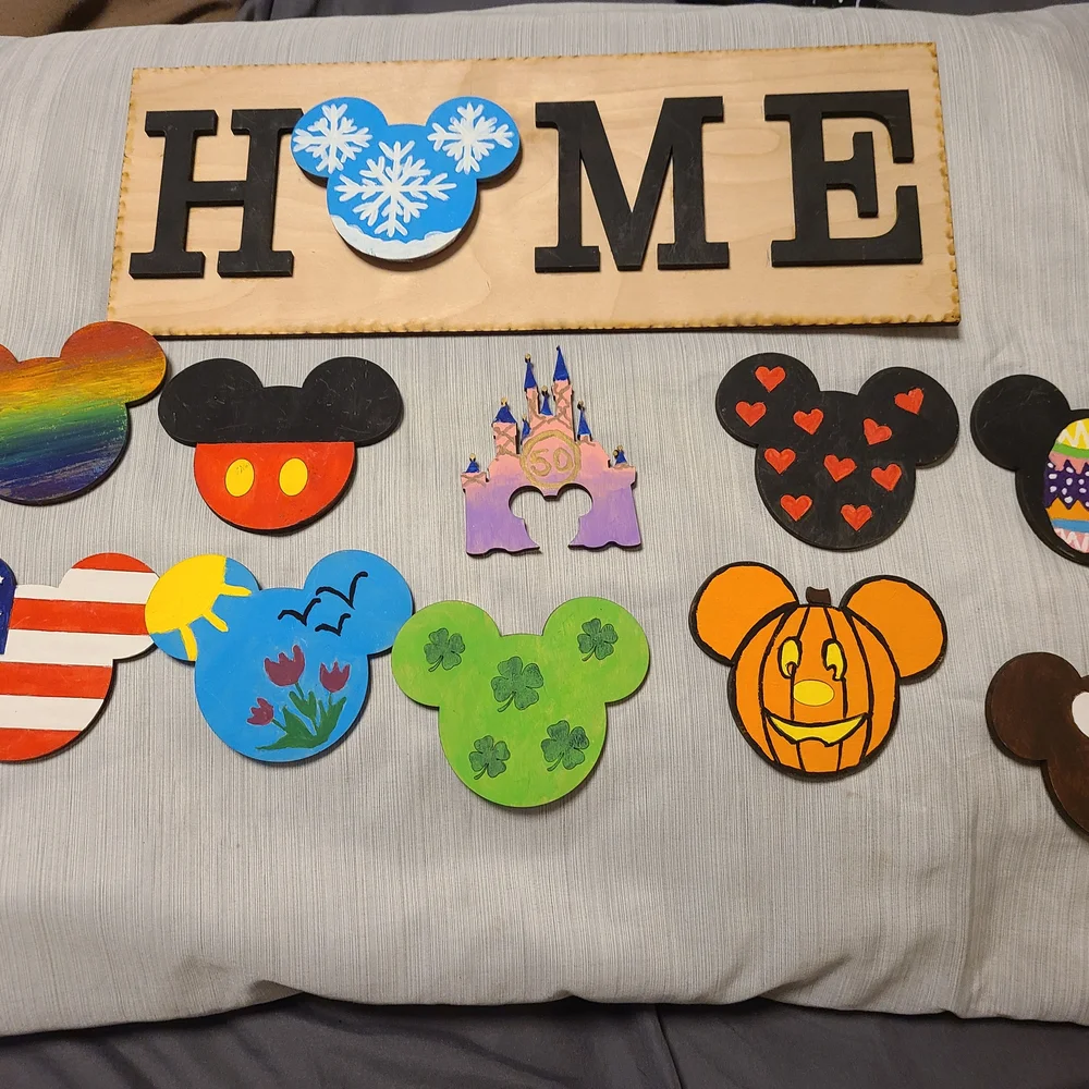 Disney Home Accents Decor with Mickey Mouse Theme - Picture 5 of 11